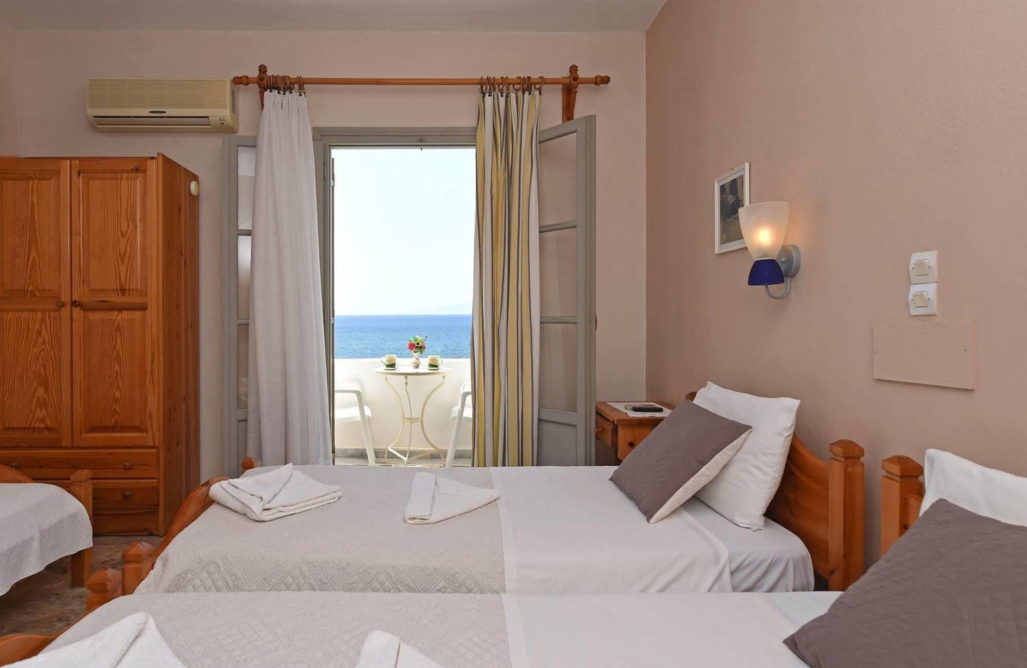 Vrohaki Studios & Rooms Piso Livadi Exterior foto